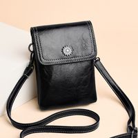 Women's Small Pu Leather Solid Color Vintage Style Square Magnetic Buckle Phone Wallets main image 1