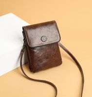 Women's Small Pu Leather Solid Color Vintage Style Square Magnetic Buckle Phone Wallets sku image 3