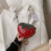 Women's Medium Pu Leather Strawberry Cute Heart-shaped Lock Clasp Crossbody Bag main image 1