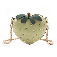 Women's Medium Pu Leather Strawberry Cute Heart-shaped Lock Clasp Crossbody Bag main image 2