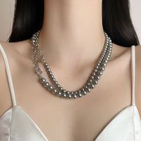 Élégant Géométrique Perle D'Imitation Alliage Perlé Placage Femmes Collier main image 1