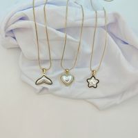 Stainless Steel 18K Gold Plated Simple Style Star Heart Shape Fish Tail Inlay Resin Pendant Necklace main image 6
