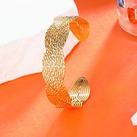 Simple Style Classic Style Solid Color 304 Stainless Steel 18K Gold Plated Bangle In Bulk main image 1