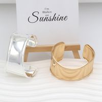 Simple Style Solid Color Alloy Iron Plating 18K Gold Plated Silver Plated Women's Bangle main image 5