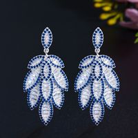 1 Paire Décontractée Romantique Feuilles Incruster Le Cuivre Zircon Or Blanc Plaqué Boucles D'oreilles main image 6