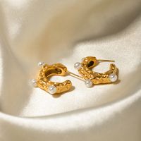 1 Paar Elegant Einfacher Stil C-Form Überzug Inlay Edelstahl 316 Künstliche Perlen 18 Karat Vergoldet Ohrstecker main image 3