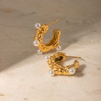 1 Pair Elegant Simple Style C Shape Plating Inlay 316 Stainless Steel  Artificial Pearls 18K Gold Plated Ear Studs main image 1