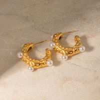 1 Paar Elegant Einfacher Stil C-Form Überzug Inlay Edelstahl 316 Künstliche Perlen 18 Karat Vergoldet Ohrstecker main image 5