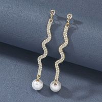 1 Paire Élégant Dame Géométrique Incruster Alliage Strass Plaqué Or Boucles D'oreilles main image 2