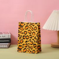 Süß Zebra Tigerhaut Leopard Papier Straße Geschenk Taschen sku image 2