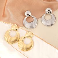 1 Pair Elegant Simple Style Geometric Asymmetrical Three-dimensional Copper K Gold Plated White Gold Plated Ear Studs main image 1