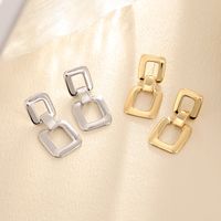 1 Pair Elegant Simple Style Geometric Asymmetrical Three-dimensional Copper K Gold Plated White Gold Plated Ear Studs main image 4