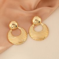 1 Pair Elegant Simple Style Geometric Asymmetrical Three-dimensional Copper K Gold Plated White Gold Plated Ear Studs main image 9