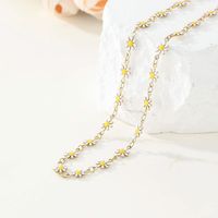 304 Stainless Steel 14K Gold Plated Simple Style Enamel Daisy Necklace main image 3