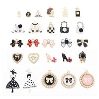 10 PCS/Package 1.5 * 20mm 14 * 14mm 7 * 12mm Alloy Rhinestones Pearl Number Heart Shape Bow Knot Polished Pendant main image 1