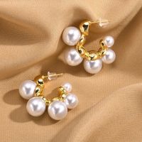 1 Pair Simple Style Classic Style Solid Color Plating Inlay Zinc Alloy Artificial Pearls 18K Gold Plated Ear Studs main image 1