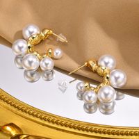 1 Pair Simple Style Classic Style Solid Color Plating Inlay Zinc Alloy Artificial Pearls 18K Gold Plated Ear Studs main image 8