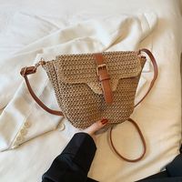Women's Straw Solid Color Vacation Flip Cover Straw Bag sku image 1
