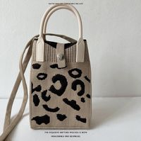 Frau Polyester Leopard Strassenmode Magnetschnalle Handy-Wallet sku image 3