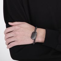 Strassenmode Quadrat Rostfreier Stahl Männer Armbänder main image 9