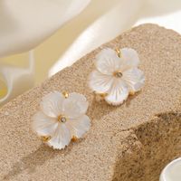 1 Pair Vacation Flower Plating Inlay Shell Copper Zircon 18K Gold Plated Ear Studs main image 5