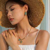1 Pair Simple Style Classic Style Straw Hat Plating Inlay Stainless Steel Turquoise 18K Gold Plated Ear Studs main image 2