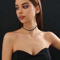 Wholesale Jewelry Gothic Simple Style Classic Style Irregular Heart Shape Alloy Iron Korean Velvet Tassel Three-dimensional Choker sku image 1