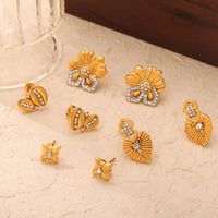 1 Pair Casual Simple Style Commute Flower Plating Inlay Titanium Steel Rhinestones 18K Gold Plated Ear Studs main image 5