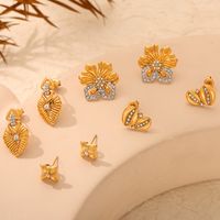 1 Pair Casual Simple Style Commute Flower Plating Inlay Titanium Steel Rhinestones 18K Gold Plated Ear Studs main image 8