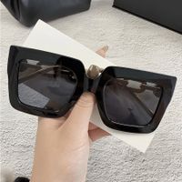 Glam Simple Style Color Block Pc Square Chain Full Frame Women's Sunglasses main image 3