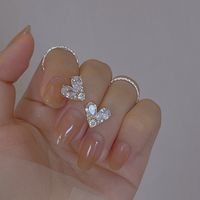 1 Pair Elegant French Style Sweet Heart Shape Inlay Alloy Artificial Pearls Rhinestones Ear Studs main image 3