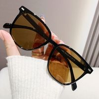 Retro Sweet Solid Color Women's Sunglasses main image 2