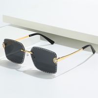 IG Style Gradient Color Diamond Women's Sunglasses main image 5