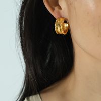 Acier Au Titane Style Simple Placage Forme C Boucles D'Oreilles main image 4