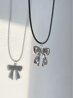 Sweet Bow Knot Alloy Women's Pendant Necklace sku image 1