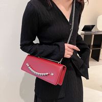 Women's Small Pu Leather Solid Color Elegant Vintage Style Beading Flip Cover Crossbody Bag main image 3