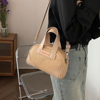 Women's Medium Pu Leather Solid Color Basic Classic Style Zipper Crossbody Bag main image 4