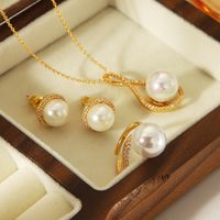 Copper 14K Gold Plated Vintage Style Exaggerated Classic Style Inlay Round Artificial Pearls Zircon Jewelry Set main image 1