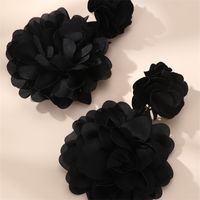 1 Pair Exaggerated Novelty Modern Style Flower Alloy Cloth Drop Earrings main image 3