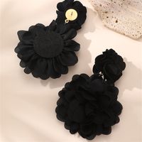 1 Pair Exaggerated Novelty Modern Style Flower Alloy Cloth Drop Earrings main image 5