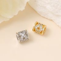 1 Pièce 7*6.5mm Trou 3~3.9mm Le Cuivre Zircon Plaqué Or 18K Or Blanc Plaqué Rond Brillant Perles Barres D'espacement main image 1