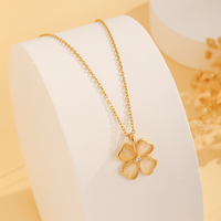 304 Stainless Steel 18K Gold Plated Elegant Simple Style Double Heart Four Leaf Clover Heart Shape sku image 2