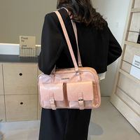 Women's Medium Pu Leather Solid Color Vintage Style Classic Style Sewing Thread Zipper Shoulder Bag main image 2