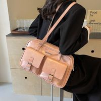 Femmes Moyen Faux Cuir Couleur Unie Style Vintage Style Classique Fil À Coudre Fermeture Éclair Sac D'Épaule main image 5