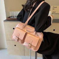 Women's Medium Pu Leather Solid Color Vintage Style Classic Style Sewing Thread Zipper Shoulder Bag main image 5