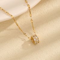 Acier Au Titane Plaqué Or 18K Style Simple Style Classique Placage Incruster Couleur Unie Strass Artificiels Pendentif main image 2