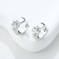 1 Piece IG Style Simple Style Solid Color Flower Rhombus Hollow Out Inlay Alloy Rhinestones Earrings main image 5