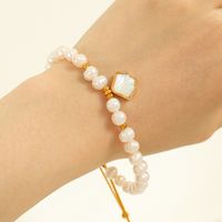 Süßwasserperle Weiße Schalentiere Titan Stahl 18 Karat Vergoldet Elegant Perlen Hülse Armbänder main image 4