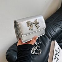 Women's Small Pu Leather Solid Color Bow Knot Classic Style Streetwear Sewing Thread Magnetic Buckle Crossbody Bag main image 2