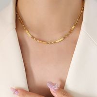 304 Stainless Steel 18K Gold Plated Solid Color Classic Style Twist Plating Solid Color Necklace main image 4